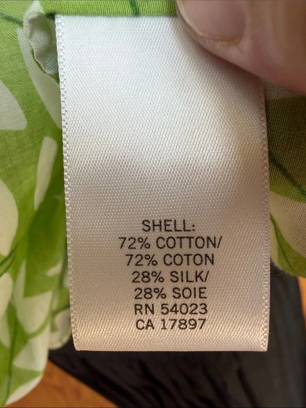 Banana Republic Green and White Leaf-Print V-Neck Blouse